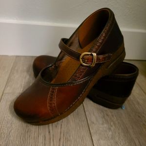 Dansko Mary jane clogs